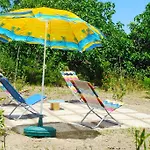 בית נופש Campo De Oleandros לוריניה