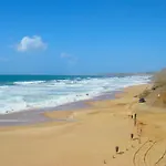 בית נופש Campo De Oleandros לוריניה