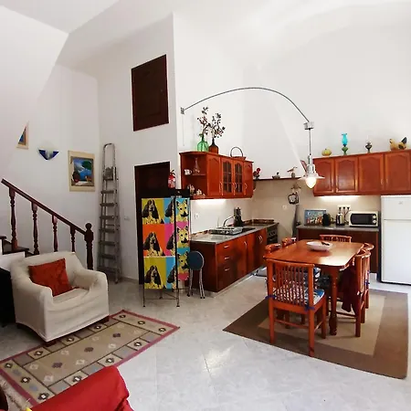 Campo De Oleandros لورينها